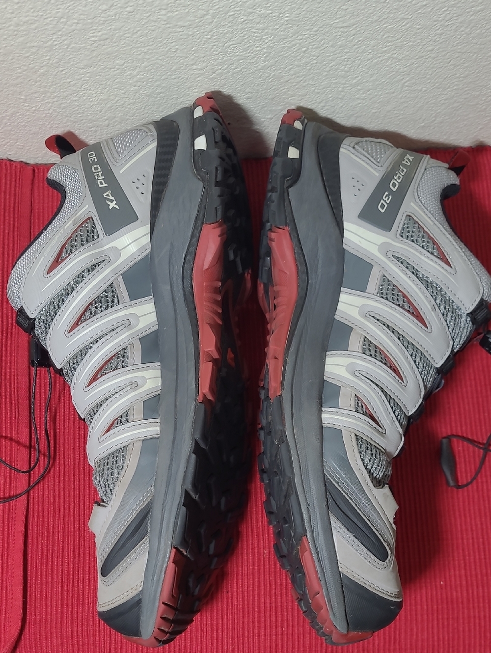 Salomon Gray Trail Shoes with Black and Red Details - Picture 9 of 13
